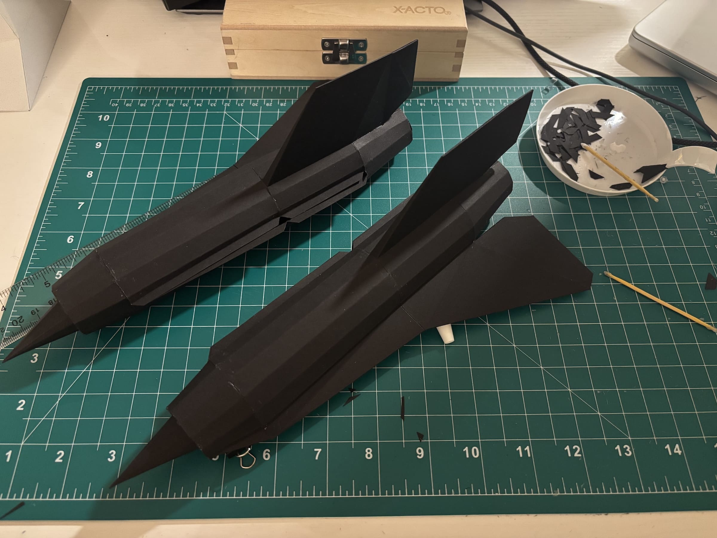 Black cardstock assembly