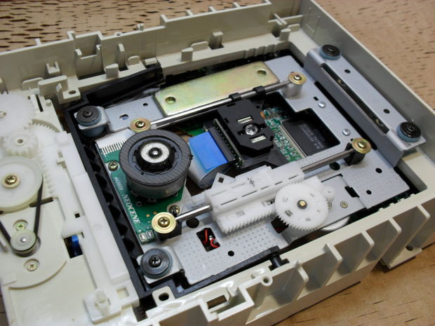 Cartridge DC motor mount