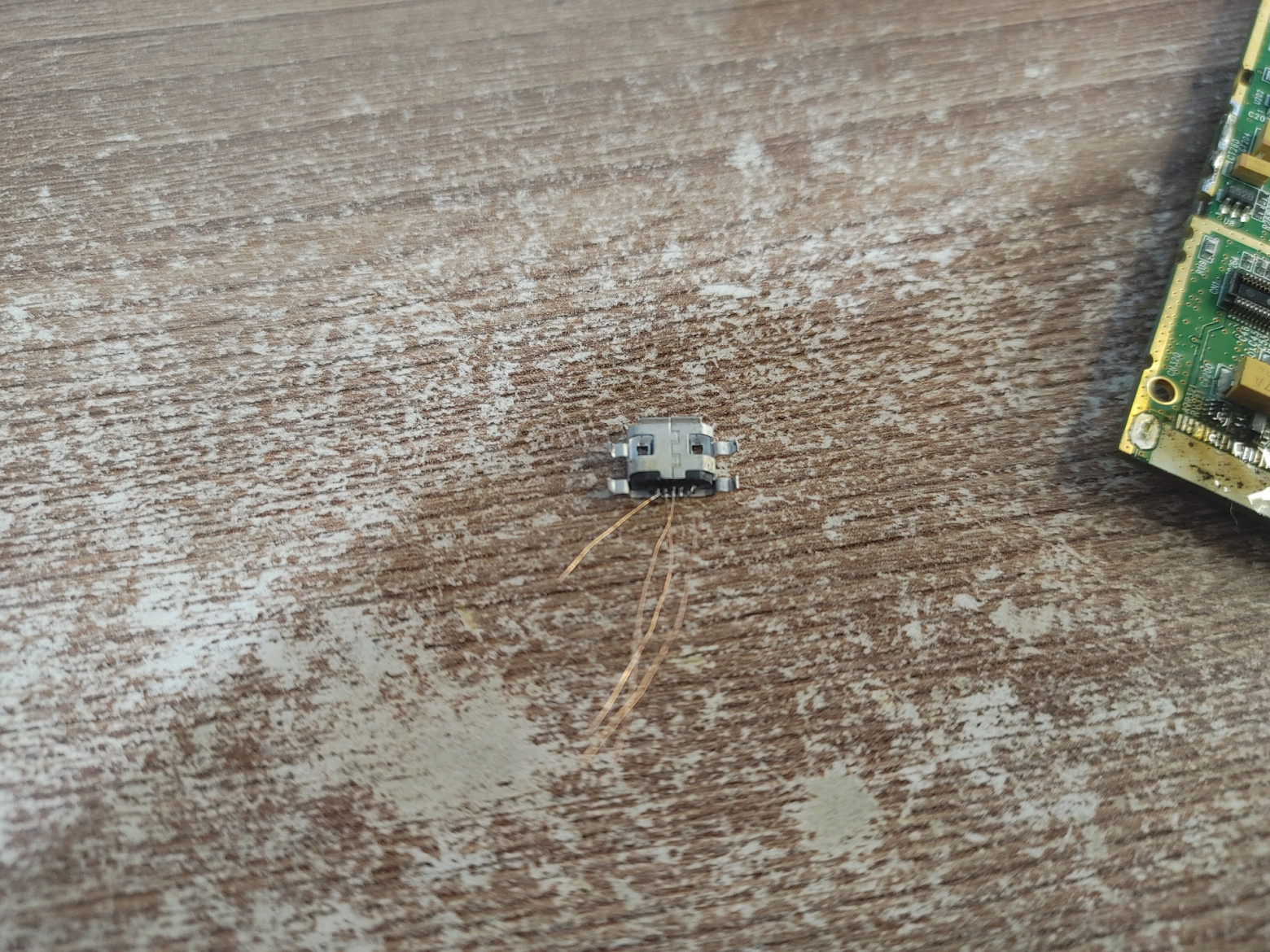 Illustration for The rarest miniature ARM laptop from Korea that can turn into a tablet - look at the Inkel MU-d