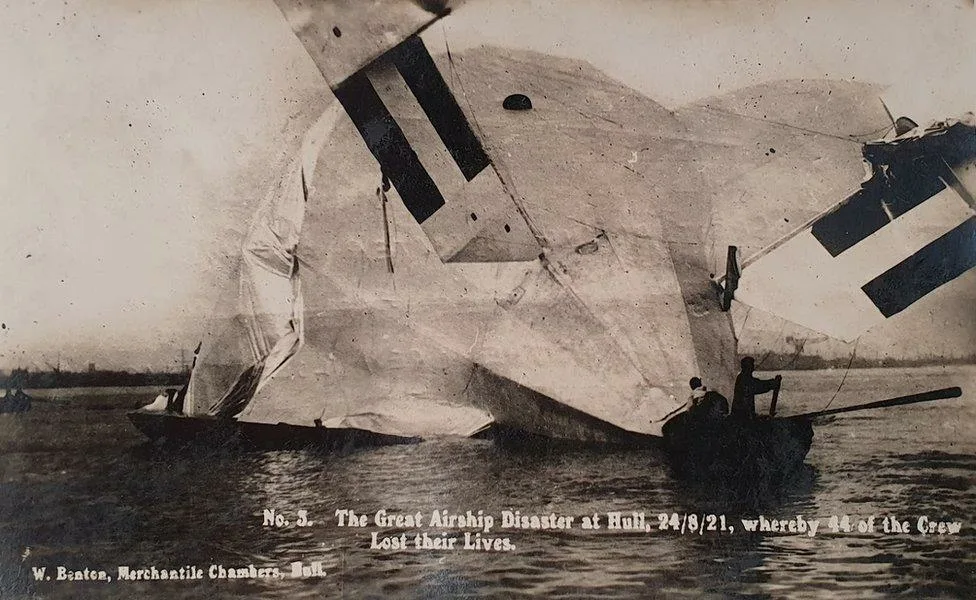 Катастрофа R-38 / ZR-2 и вскрывшийся после неё бардак в британском дирижаблестроении склонили американцев обратиться к вчерашним противникам