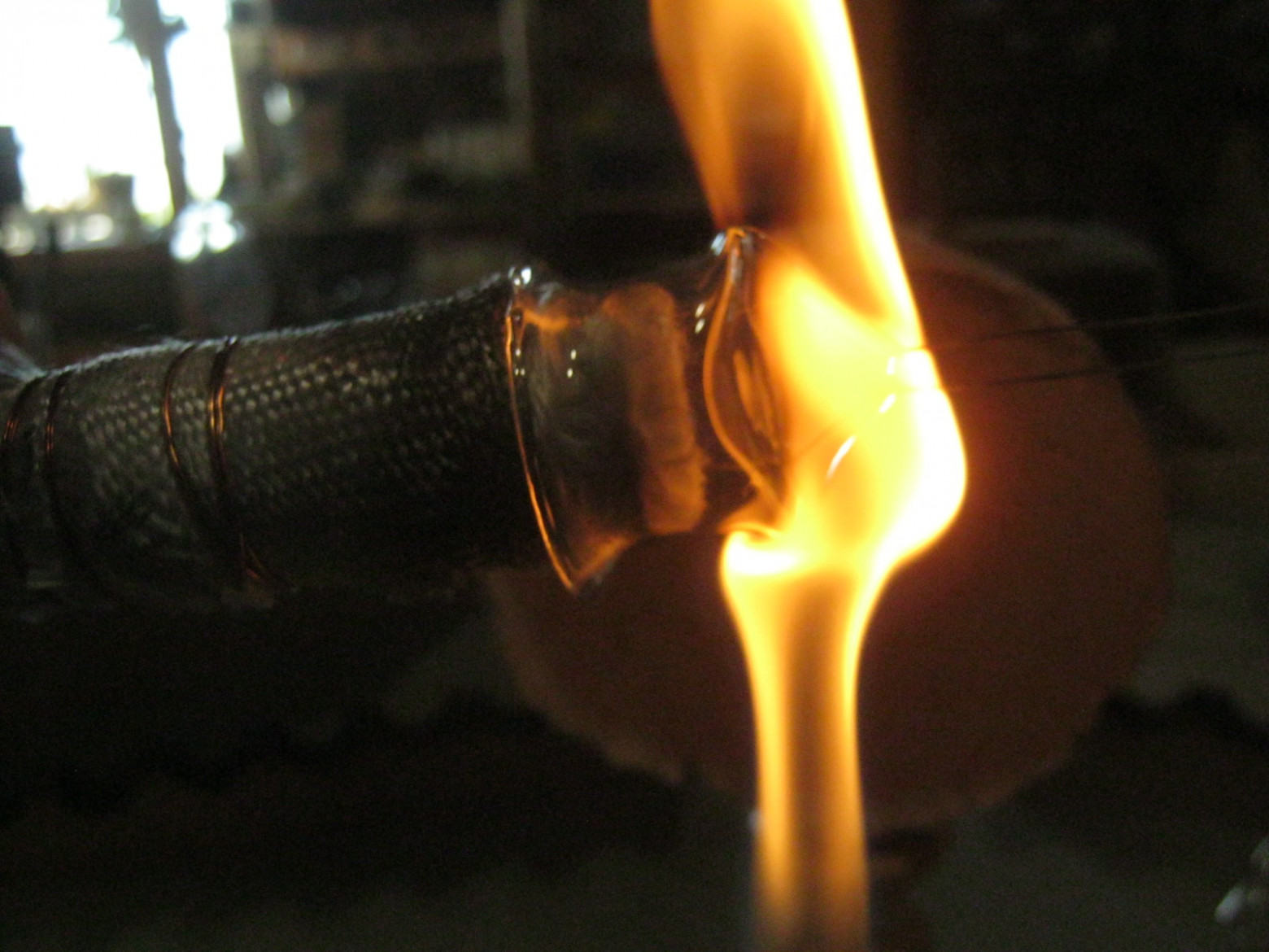 Fitting electrode system into envelope