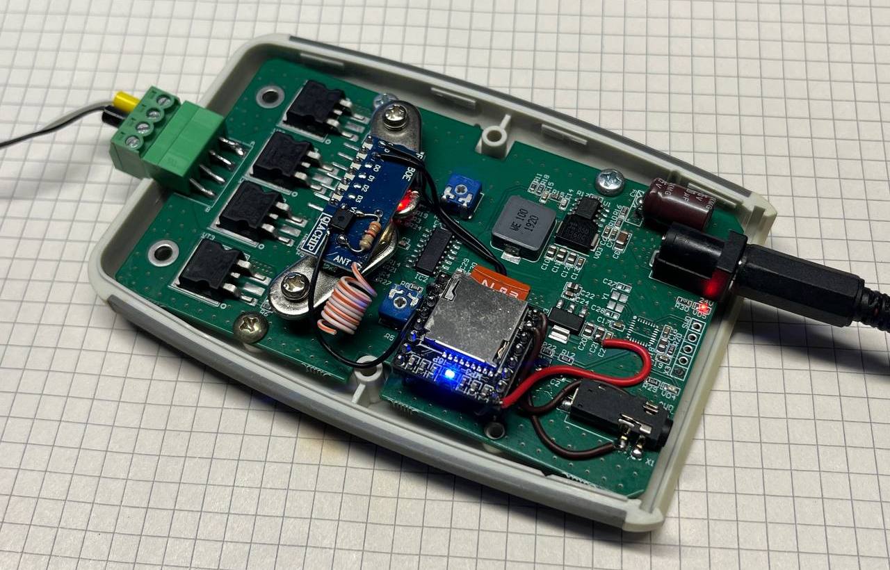 Acoustic levitation effect